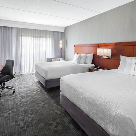 คอร์ทยาร์ด พิตส์เบิร์ก แอร์พอร์ต Hotel Coraopolis ภายนอก รูปภาพ