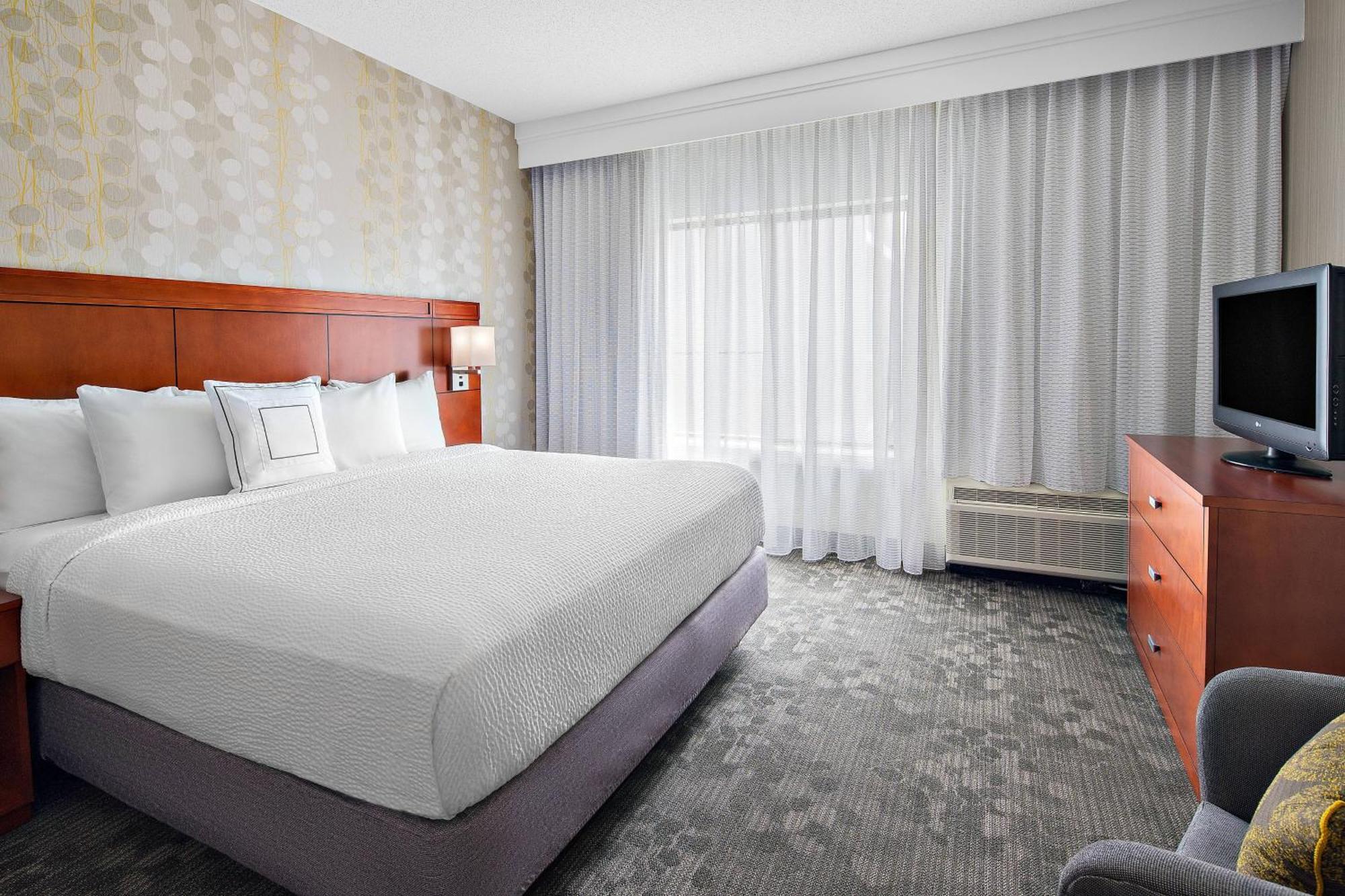 คอร์ทยาร์ด พิตส์เบิร์ก แอร์พอร์ต Hotel Coraopolis ภายนอก รูปภาพ