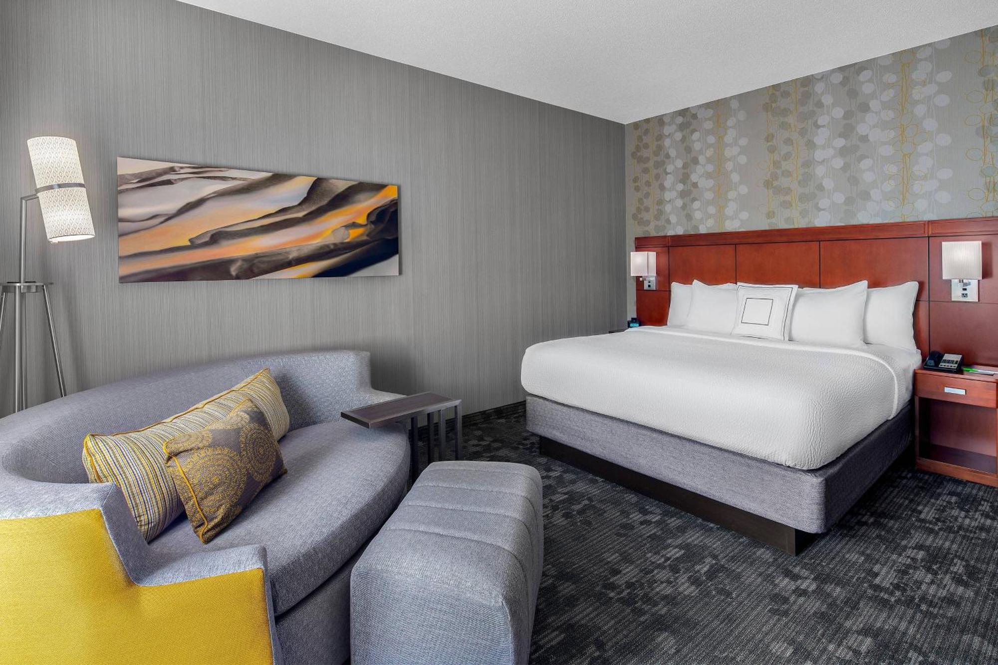 คอร์ทยาร์ด พิตส์เบิร์ก แอร์พอร์ต Hotel Coraopolis ภายนอก รูปภาพ
