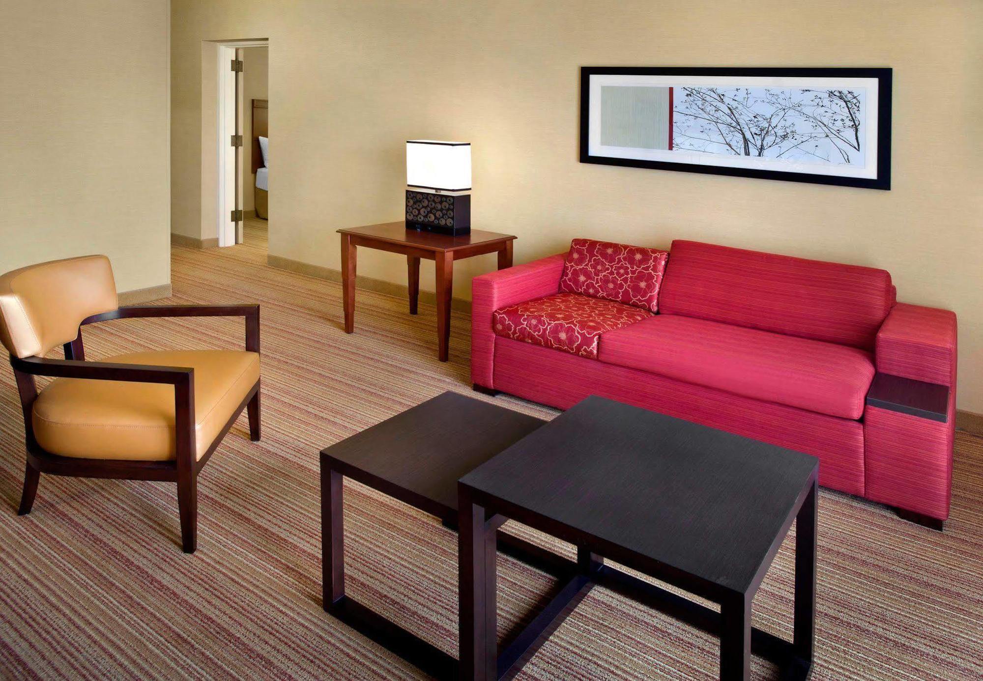 คอร์ทยาร์ด พิตส์เบิร์ก แอร์พอร์ต Hotel Coraopolis ภายนอก รูปภาพ